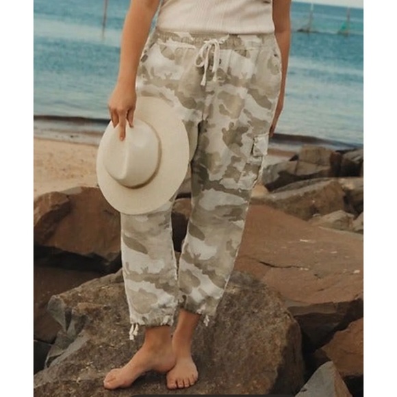 Anthropologie Pants - Anthropologie Linen Jogger Pants Sanctuary Carefree Camo